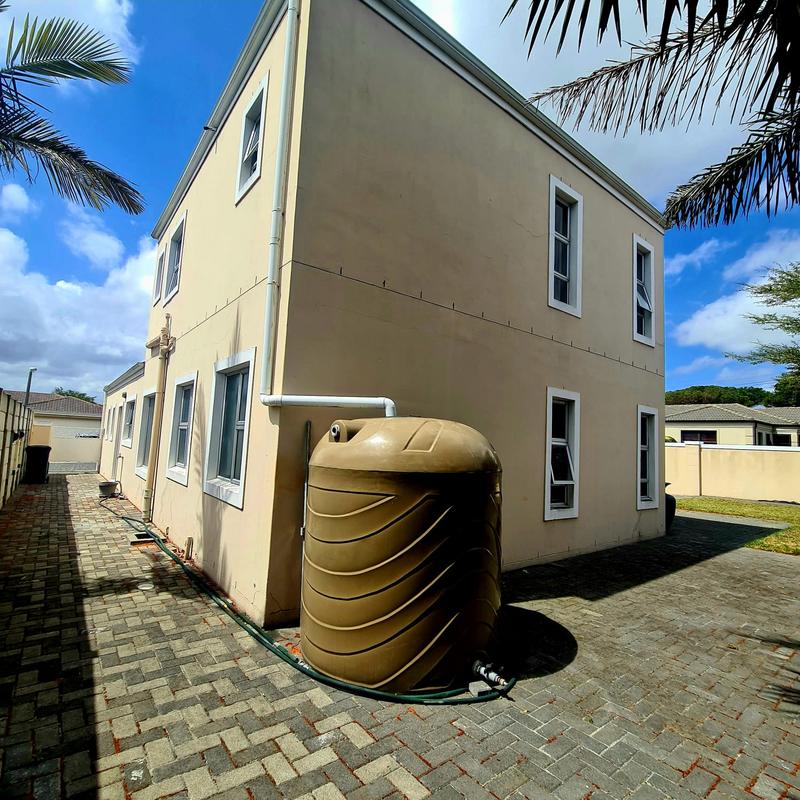 3 Bedroom Property for Sale in Eikenbosch Western Cape